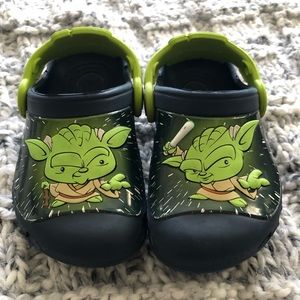 GUC Yoda Crocs